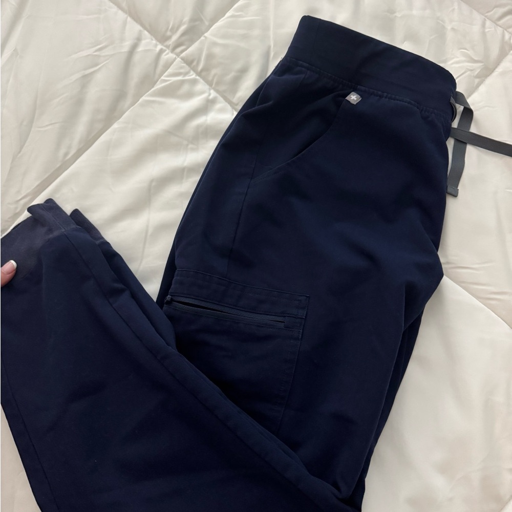 Figs navy Zamora Pants